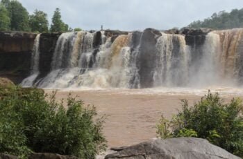 Pomba Gira da Cachoeira